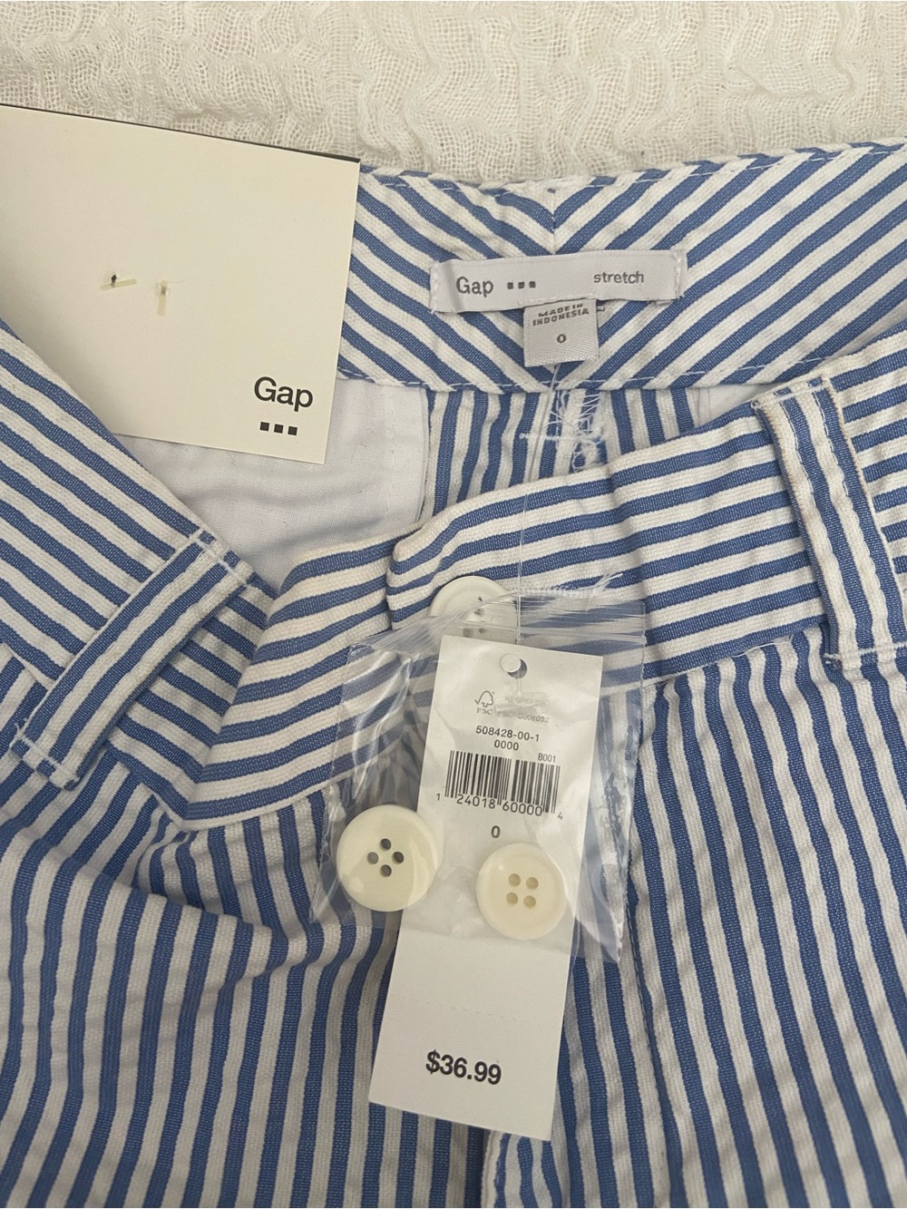NWT GAP SEERSUCKER SHORTS SIZE 0 - Picture 3 of 8